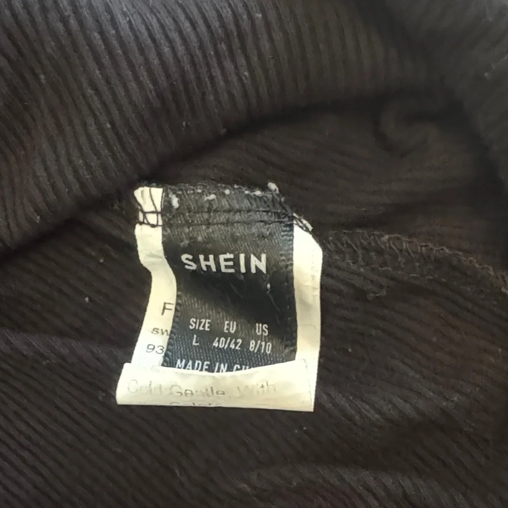 SHEIN Black Ribbed Knit Top